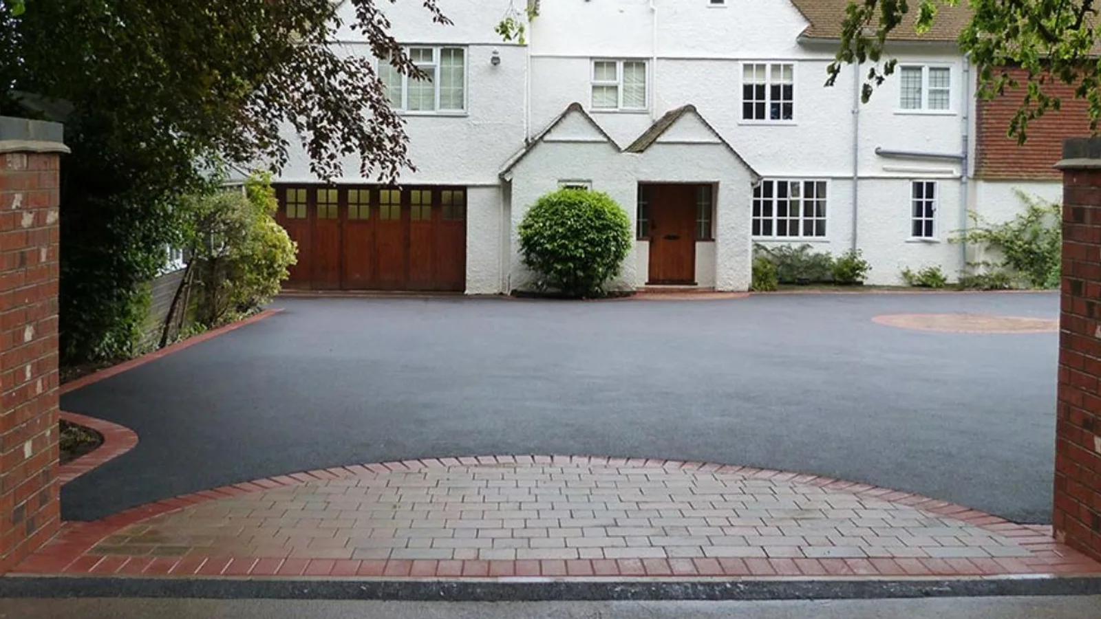 Tarmac Driveways by JR Landscapes & Driveways